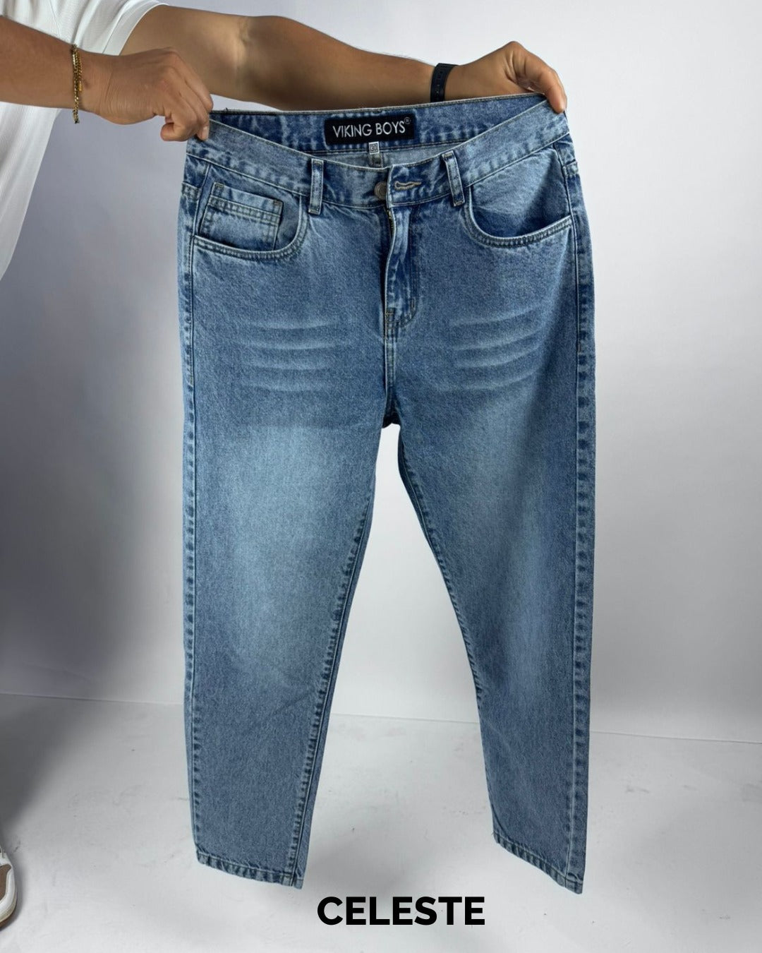 MOM JEANS | PANTALONES EN TENDENCIA